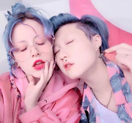 娱乐吃瓜君女星女朋友,揭秘女星神秘女友，甜蜜恋情曝光！  第2张