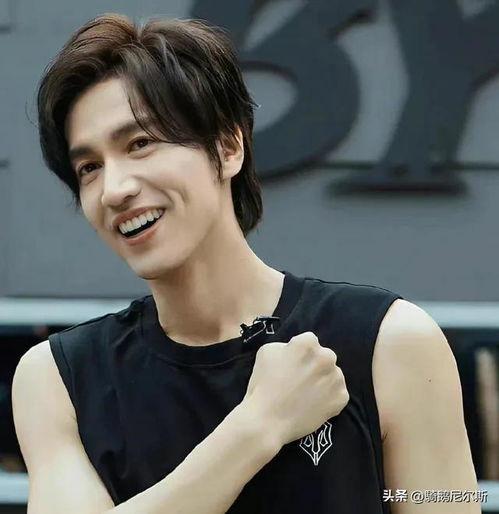 王嘉尔最新吃瓜爆料视频,揭秘娱乐圈不为人知的幕后故事  第3张